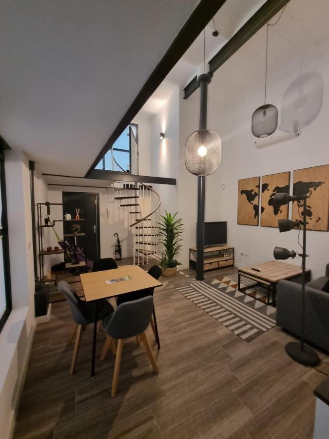 Duplex Moderno En Alameda Apartman Sevilla Kültér fotó