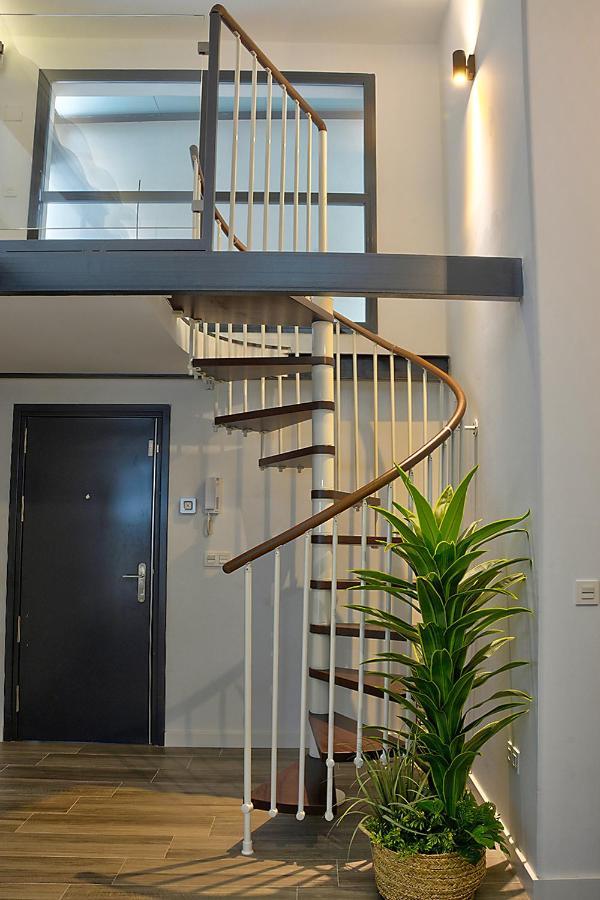 Duplex Moderno En Alameda Apartman Sevilla Kültér fotó