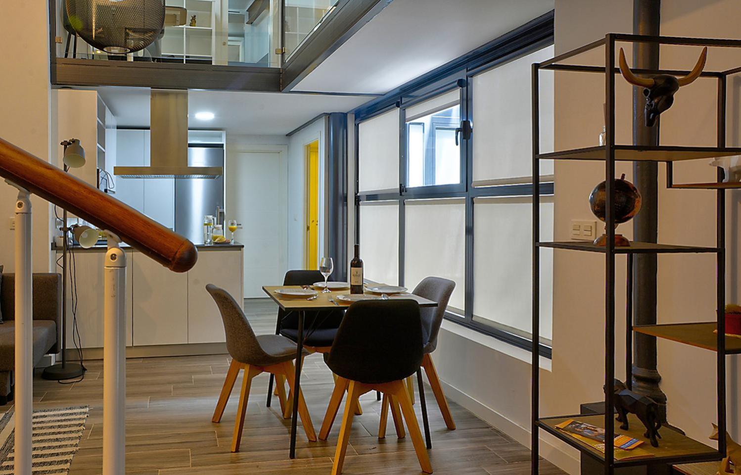 Duplex Moderno En Alameda Apartman Sevilla Kültér fotó